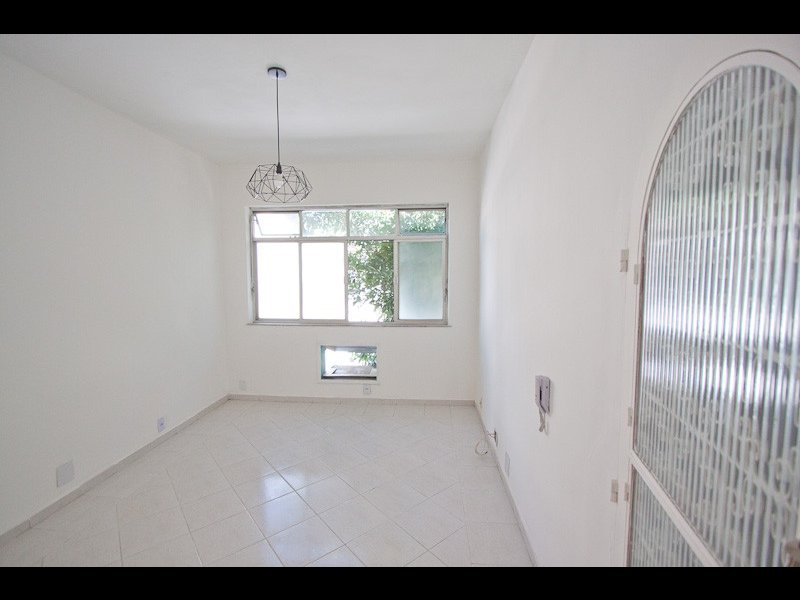 Apartamento à venda Grajaú com 105m² e 2 quartos por R$ 380.000 - 224773860-sala-a.jpg