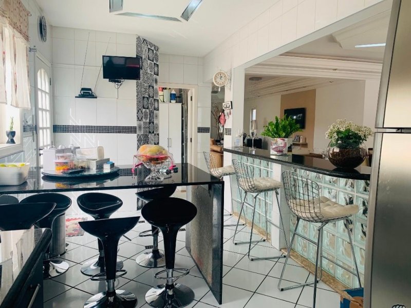 Casa de condomínio à venda Parque Nova Jandira com 300m² e 4 quartos por R$ 1.099.000 - 1489040840-ee4dec43-09b7-4b16-b846-80c01ab7c625.jpeg