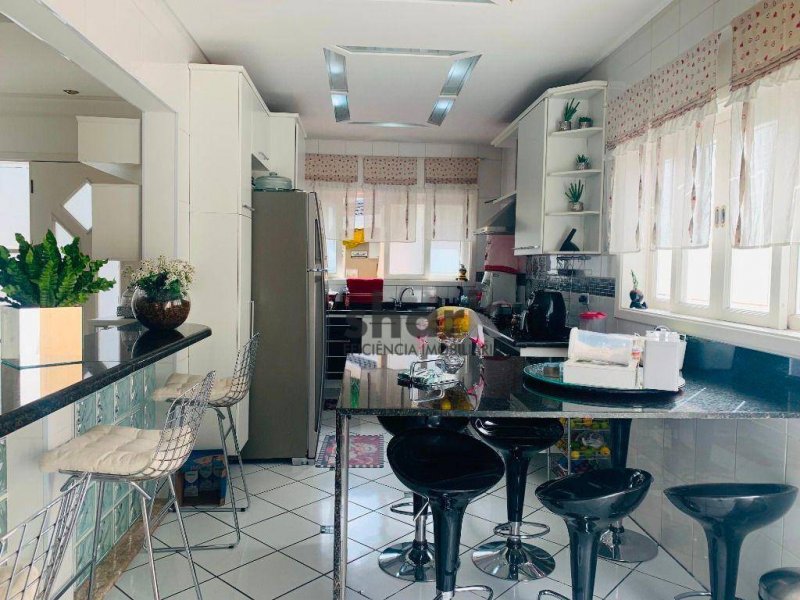 Casa de condomínio à venda Parque Nova Jandira com 300m² e 4 quartos por R$ 1.099.000 - 1601536230-38ec8f3c-8052-4c40-af23-05023acdb775.jpeg