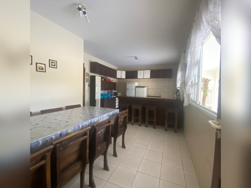 Casa à venda Pontal do Sul com 350m² e 3 quartos por R$ 1.100.000 - img-1400.jpeg