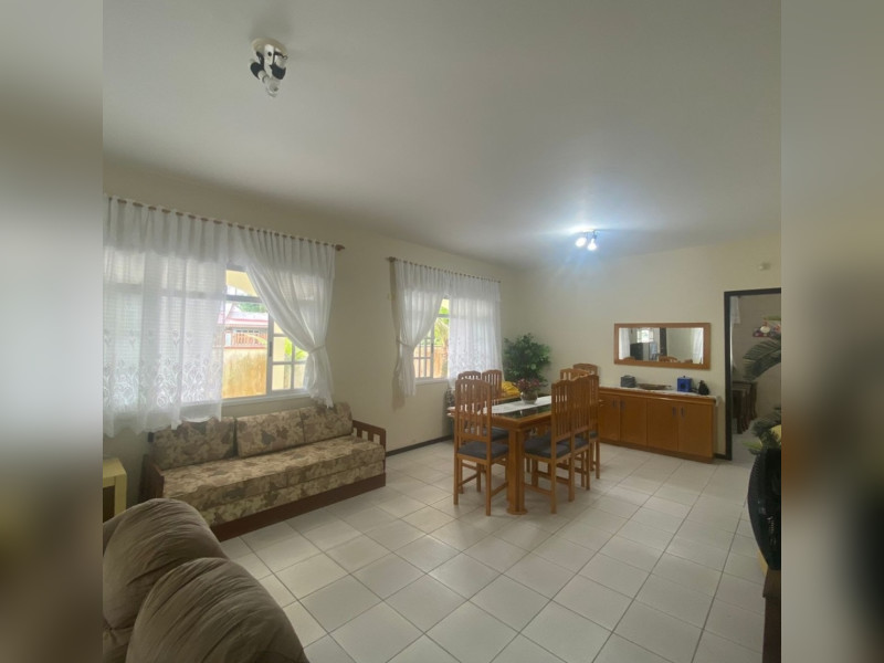 Casa à venda Pontal do Sul com 350m² e 3 quartos por R$ 1.100.000 - img-1401.jpeg