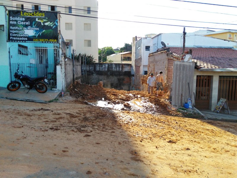 Terreno à venda Vila Sao Joao com 148m² e 1 quarto por R$ 150.000 - 1994914597-img-20171209-181250285.jpg