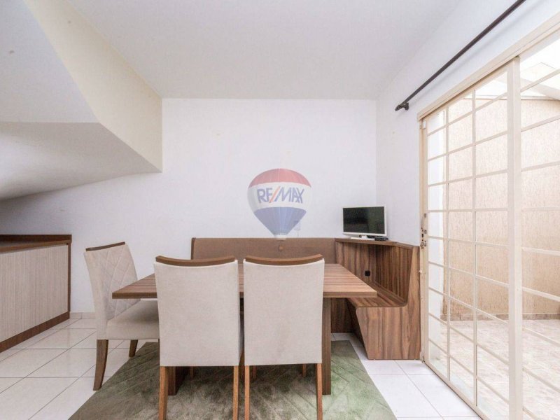 Casa à venda Capão da Imbuia com 143m² e 3 quartos por R$ 550.000 - 1320706526-ac11f917-1626-4928-a6a0-34b47f609bb9.jpeg