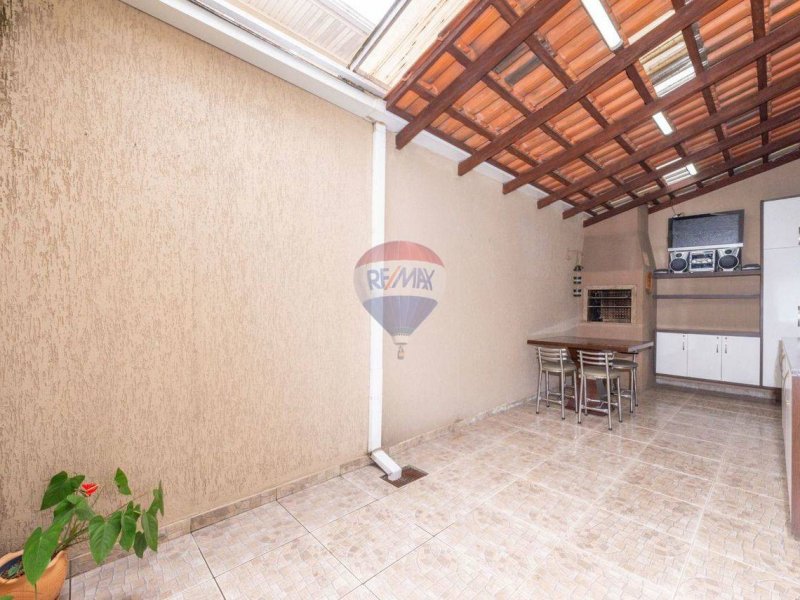 Casa à venda Capão da Imbuia com 143m² e 3 quartos por R$ 550.000 - 5517582-1cea2782-867b-4044-b7e7-21b4e174fab9.jpeg