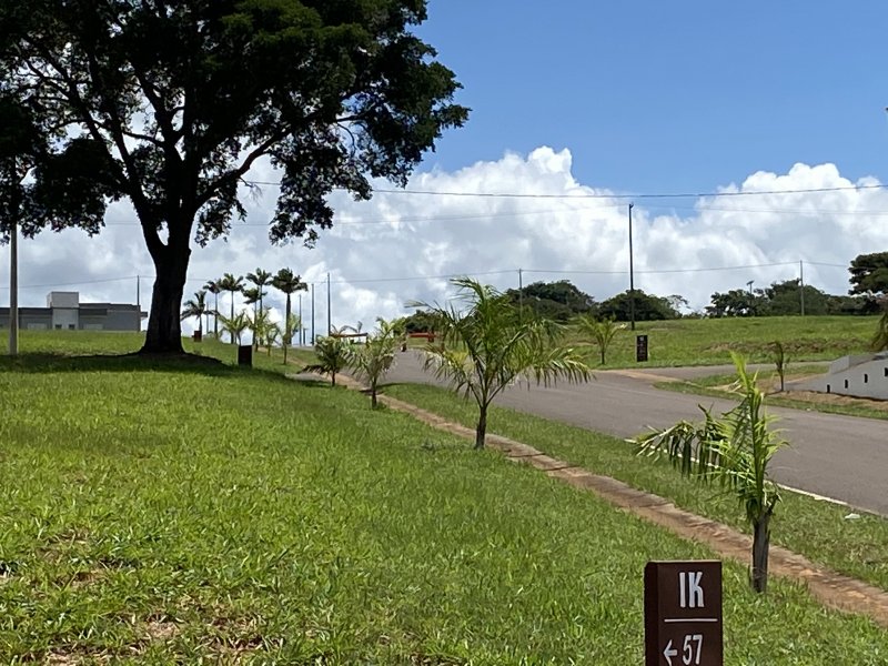 Terreno à venda Centro com 600m² e 1 quarto por R$ 80.000 - 404958604-img-4787.JPG