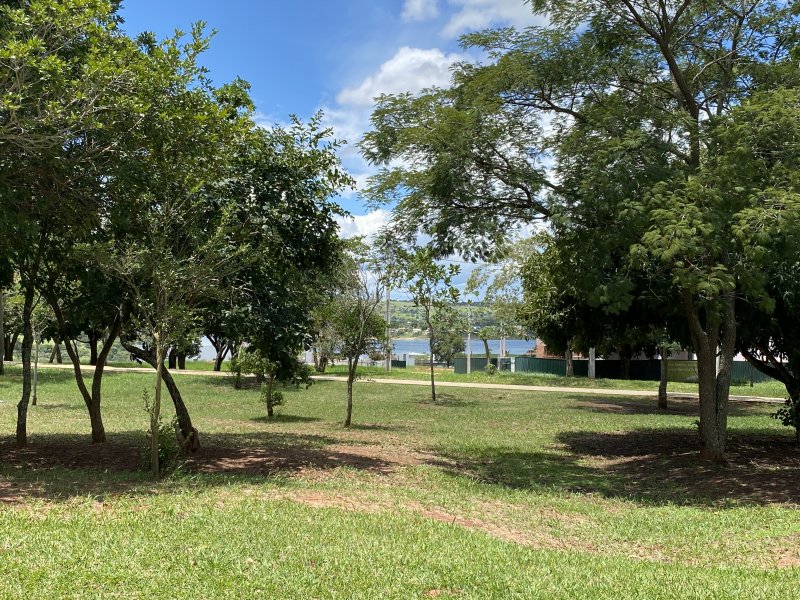 Terreno à venda Centro com 600m² e 1 quarto por R$ 80.000 - 602495490-img-4776.JPG