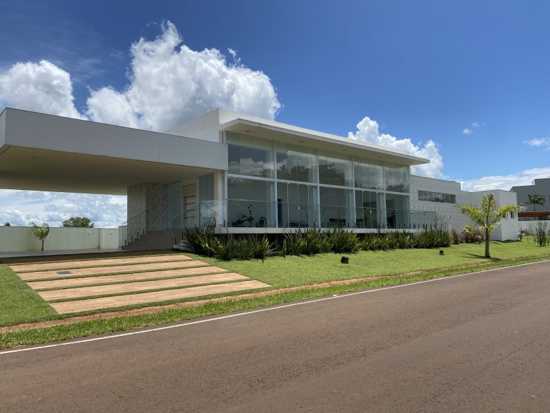 Terreno à venda Centro com 600m² e 1 quarto por R$ 80.000 - 9080877-img-4775.JPG