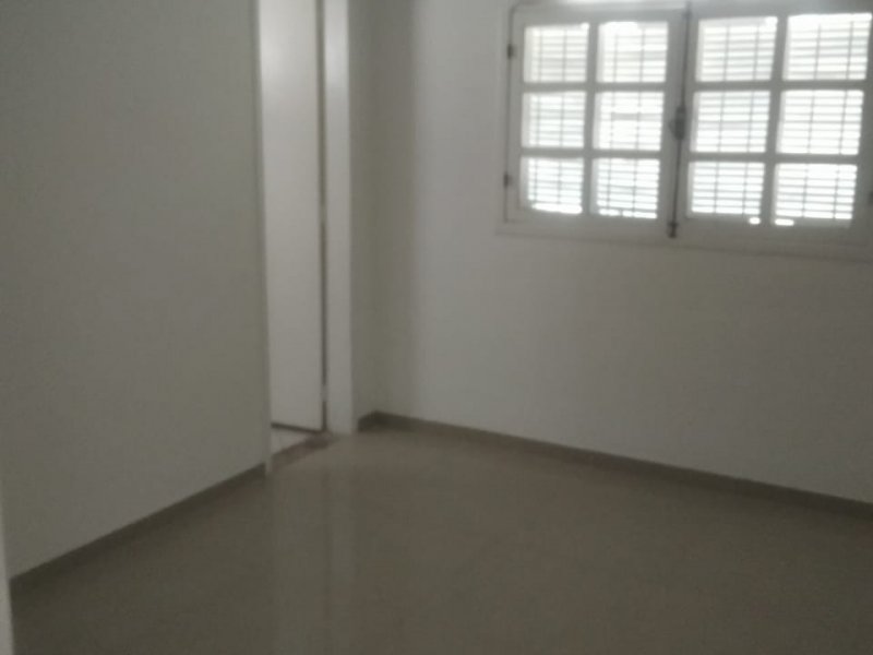 Casa à venda Parque São Caetano com 160m² e 3 quartos por R$ 400.000 - 2103359245-img-20220215-wa0015.jpg