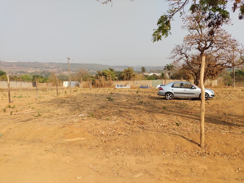 Terreno à venda Setor Habitacional Jardim Botânico com 200m² e 1 quarto por R$ 110.000 - 1588967718-img-20210910-083425367.jpg
