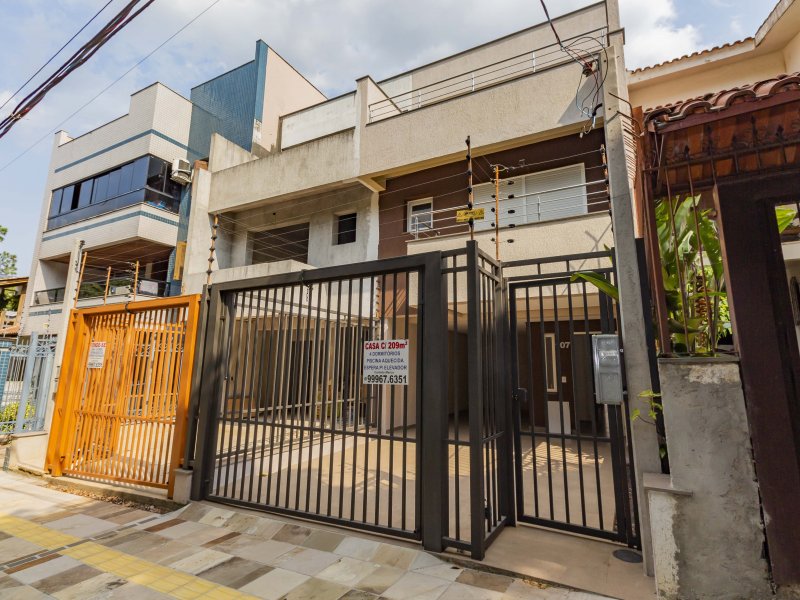 Casa à venda Vila Ipiranga com 209m² e 4 quartos por R$ 820.000 - 311272381-img-8525.jpg