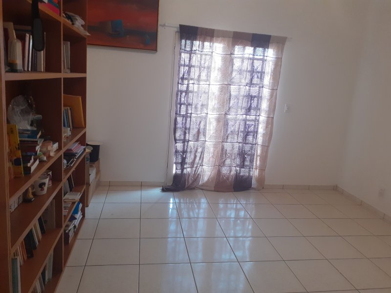 Casa à venda Lot. Remanso Campineiro com 153m² e 3 quartos por R$ 565.000 - 854525969-biblioteca.jpg