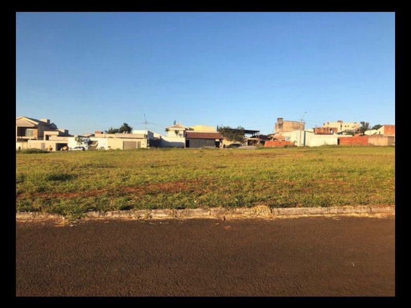 Terreno à venda Jardim Gramado com 612m² e 1 quarto por R$ 350.000 - 720987070-76aae584-7d87-44d4-9535-6fa6f0e102ba.jpeg