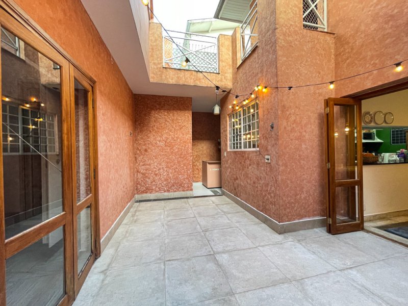 Casa de condomínio à venda Vila Olímpia com 235m² e 3 quartos por R$ 2.750.000 - 1945477031-fcb37bc9-962c-4a9d-9a1f-844202cdfb6c.jpeg