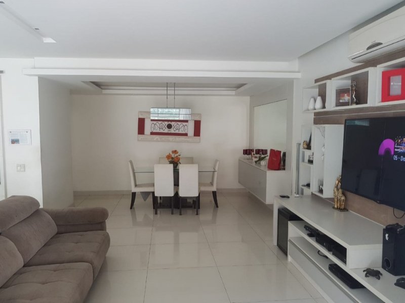 Casa à venda Grajaú com 400m² e 7 quartos por R$ 1.200.000 - 1106569699-screenshot-20220219-100228-whatsapp.jpg