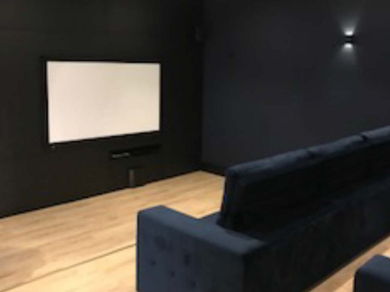 Apartamento à venda centro com 149m² e 3 quartos por R$ 1.288.800 - 1855539143-cinema.jpg