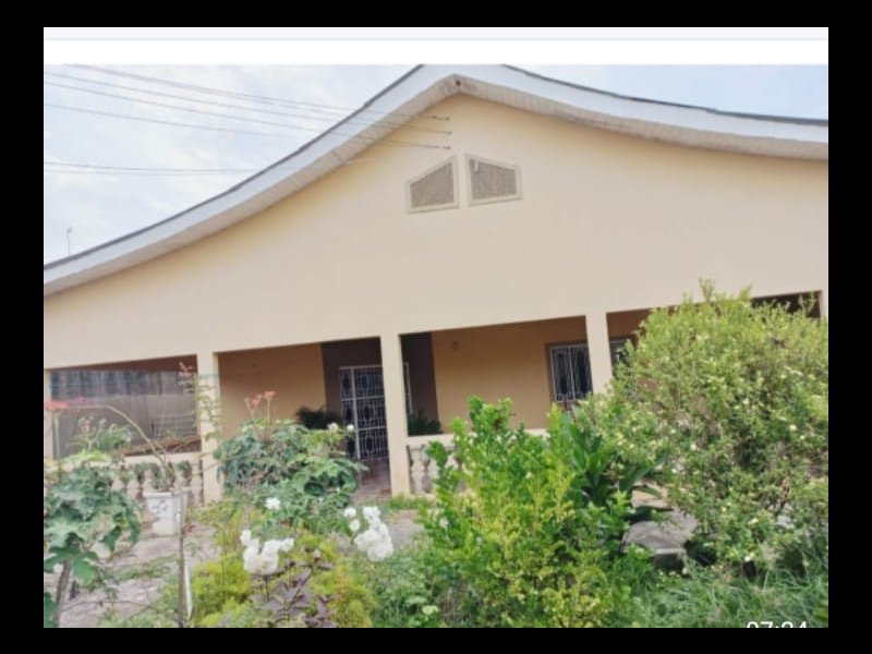 Casa à venda São Pedro com 750m² e 4 quartos por R$ 800.000 - 842409126-67a78015-9f91-4e45-9494-3504a4b71105.jpg
