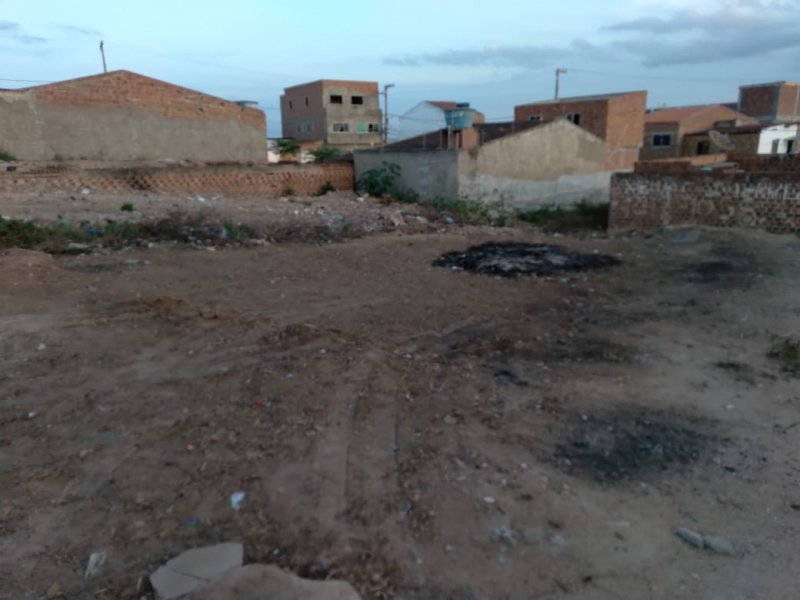 Terreno à venda Boa Vista com 20m² e 1 quarto por R$ 40.000 - 1681556765-img-20220218-wa0024.jpg