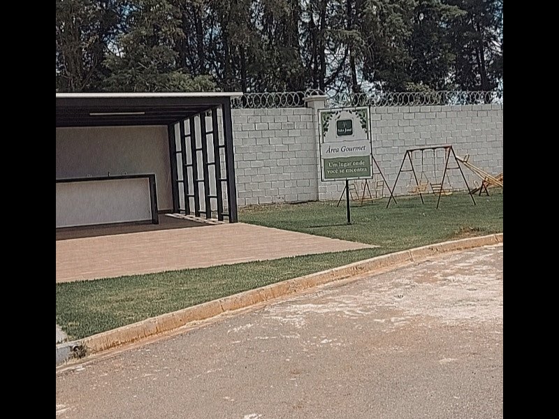 Terreno à venda Centro com 1000m² e 1 quarto por R$ 250.000 - 2056745430-snapchat-1281691904.jpg