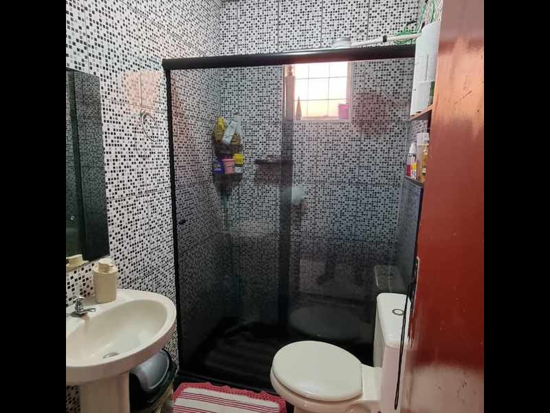 Casa à venda Jardim Nova Olinda com 70m² e 2 quartos por R$ 55.000 - 1068464070-554384243863-status-011009b0ef5c44a6aafeba0d55ba79fb.jpg