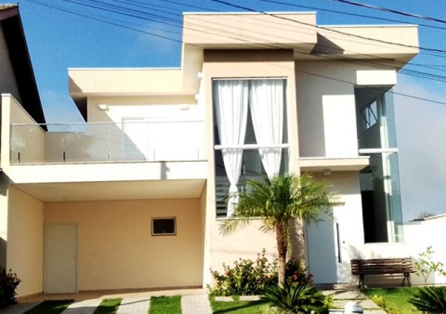 imóvel com 210m²