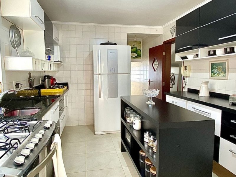 Casa à venda Jardim Pagliato com 382m² e 3 quartos por R$ 1.850.000 - 61360114-foto-cozinha.jpeg
