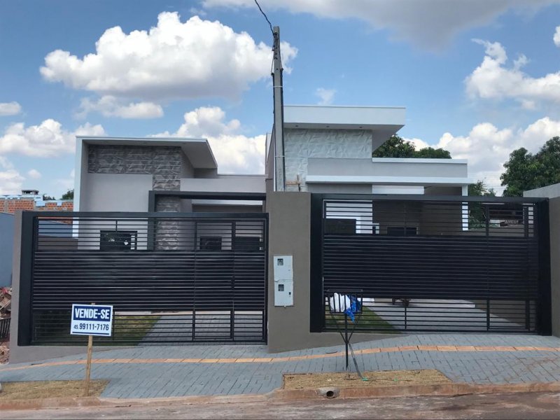 Casa à venda São Francisco com 700m² e 3 quartos por R$ 320.000 - 1330045277-ad4e5634-f205-4f5b-8583-ca08cdd34a51.jpg