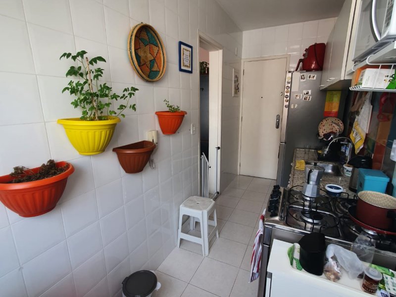 Apartamento à venda Tijuca com 60m² e 3 quartos por R$ 330.000 - 1918579265-cozinha-2.jpeg