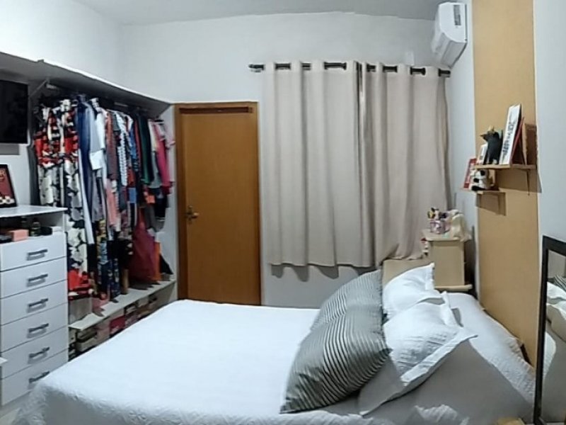 Casa à venda Residencial Araguaia com 75m² e 2 quartos por R$ 200.000 - 1220591827-img-20220221-wa0068.jpg