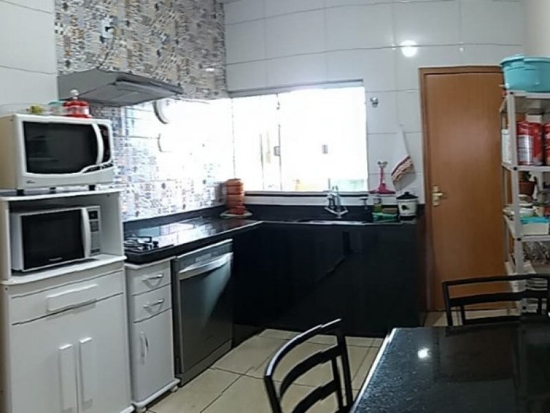 Casa à venda Residencial Araguaia com 75m² e 2 quartos por R$ 200.000 - 1584864752-img-20220221-wa0064.jpg