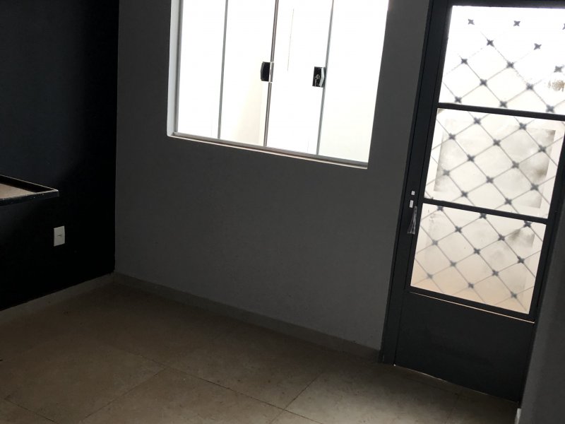 Casa à venda Centro com 84m² e 2 quartos por R$ 250.000 - 1058083343-c0f27cd1-22f4-4fde-be80-15868f4d5c48.jpeg