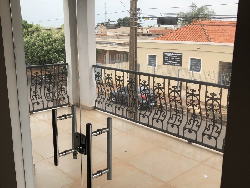 Casa à venda Centro com 84m² e 2 quartos por R$ 250.000 - 1554453520-ba55cde7-ba9b-447a-baca-d70ce6f42033.jpeg