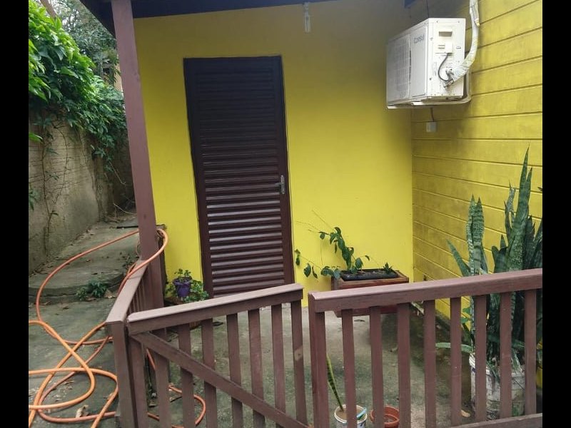 Casa à venda Lomba do Pinheiro com 120m² e 3 quartos por R$ 230.000 - 2055492180-entrada-closet-ou-quarto.jpg