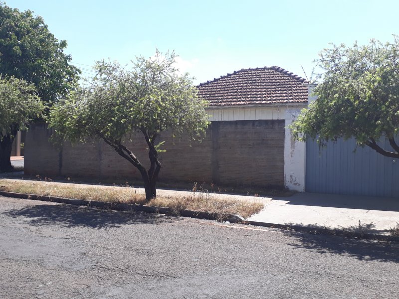 Terreno à venda Jardim Bela Vista com 219m² e 1 quarto por R$ 250.000 - 611210904-20220222-103241.jpg