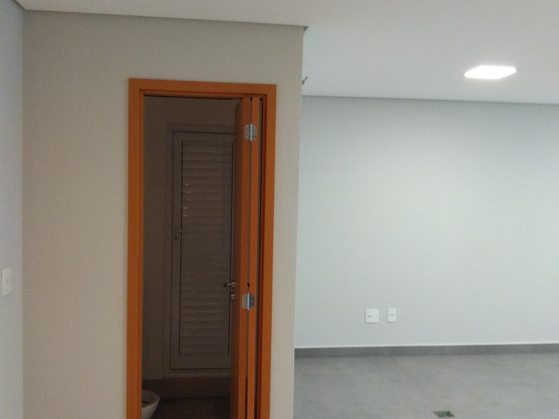 Comercial à venda Vila Bastos com 38m² e 1 quarto por R$ 300.000 - 1717119732-img-20200602-104839310.jpg