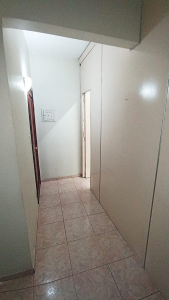 Comercial à venda Bento Ribeiro com 32m² e 1 quarto por R$ 150.000 - 678355970-corredor-de-entrada-a.jpeg