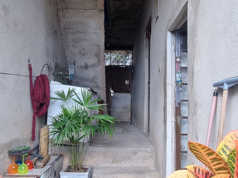 Casa à venda Tijuca com 179m² e 2 quartos por R$ 280.000 - 425716697-20220221-082824.jpg