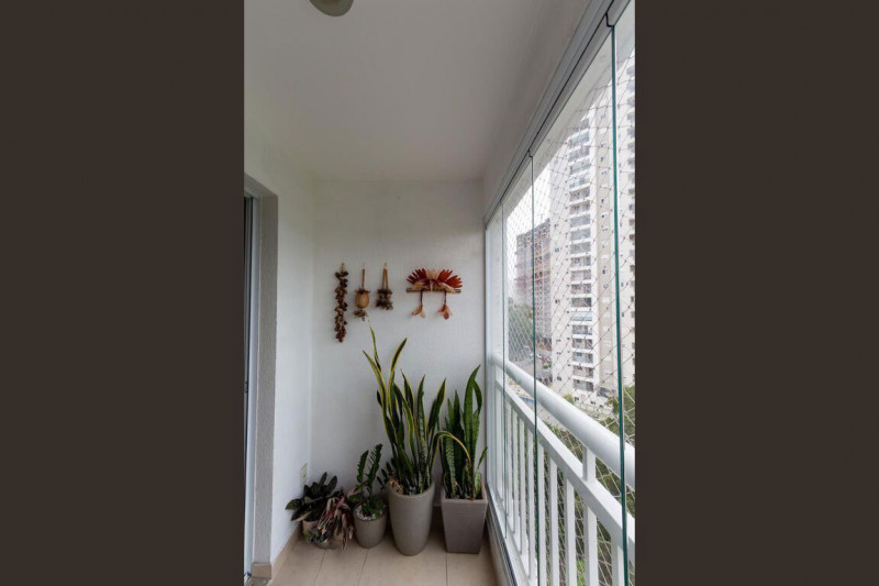 Apartamento à venda Vila Andrade com 56m² e 1 quarto por R$ 400.000 - 1471660783-varanda.jpg