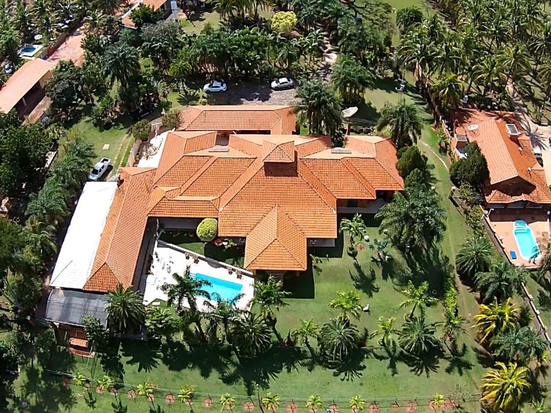 Chácara à venda Centro com 8000m² e 7 quartos por R$ 5.000.000 - 1943928988-dji00038.jpg