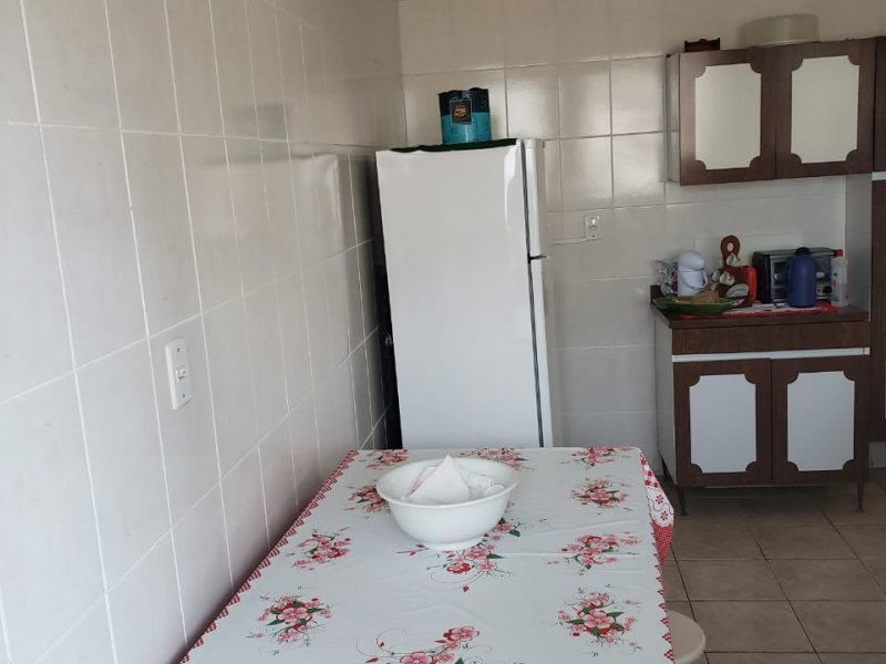 Apartamento à venda Caiçara com 108m² e 3 quartos por R$ 235.000 - 724400681-cozinha-2.jpeg