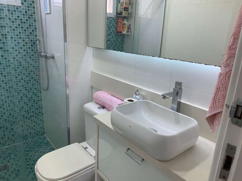 Apartamento à venda Quarta Parada com 65m² e 3 quartos por R$ 519.000 - 473530309-banheiro-1b.jpeg