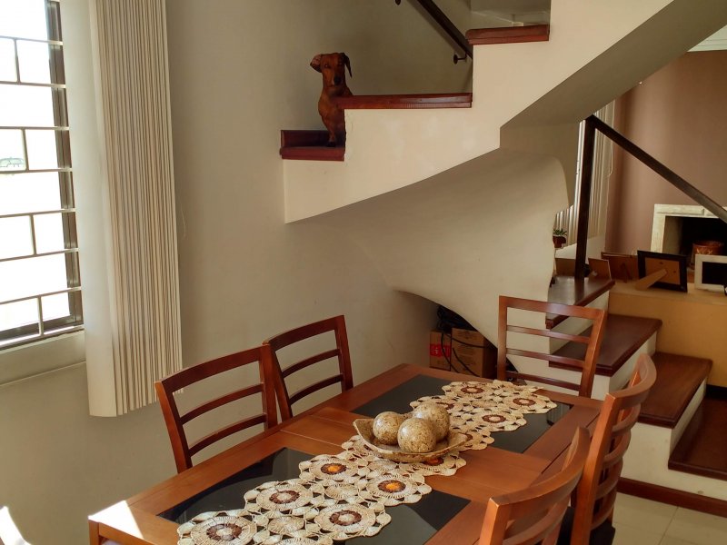 Casa de condomínio à venda Jardim das Américas com 128m² e 3 quartos por R$ 550.000 - 654104959-img-20181022-165238982-hdr.jpg