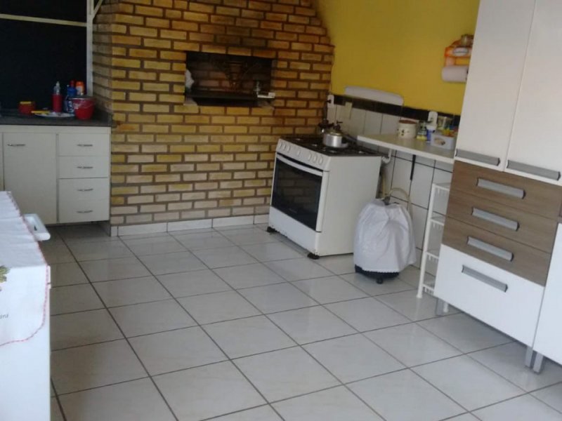 Casa à venda Estância Itaici com 225m² e 4 quartos por R$ 370 - 657824804-cozinha-edicula.jpeg