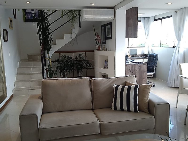Cobertura à venda São Sebastião com 242m² e 3 quartos por R$ 1.650.000 - 1618031775-80b4cbd5-5cc2-4b3b-906e-1ca1958afabd.jpg