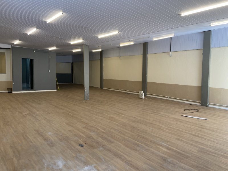 Comercial à venda São Mateus com 270m² e 1 quarto por R$ 650.000 - 950572165-43af18ce-e5c4-4766-8a0e-c1da2bd2eb97.jpeg