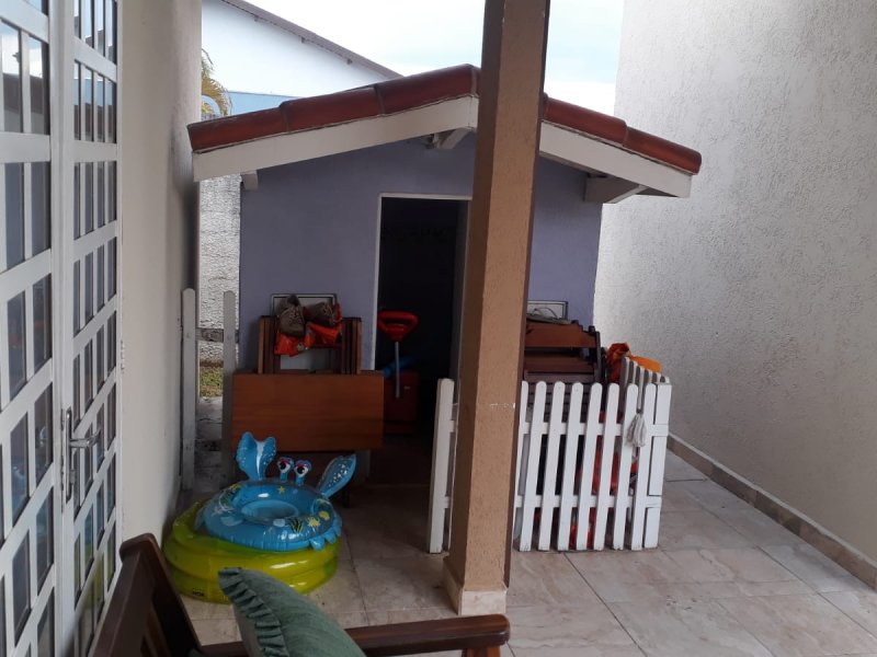 Chácara à venda Parque dos Cafezais VI com 232m² e 3 quartos por R$ 980.000 - 18250753-0898702d-7543-4bb4-b9e5-f7e394433322.jpg