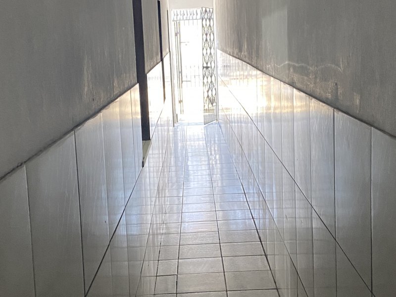 Kitnet à venda Amadeu Furtado com 136m² e 4 quartos por R$ 390.000 - 1913437343-123701e7-1708-4531-8aa4-e2253a8c4f53.jpeg