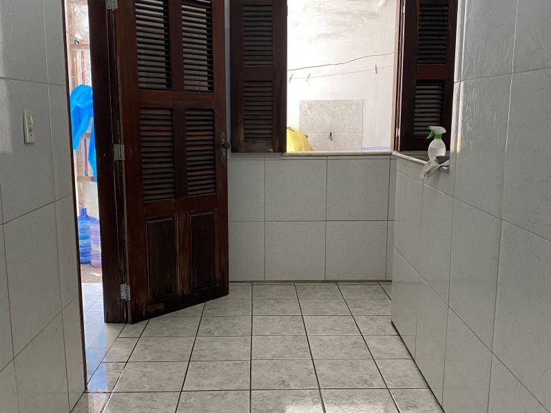 Kitnet à venda Amadeu Furtado com 136m² e 4 quartos por R$ 390.000 - 268924781-44407b97-7e1b-414e-bc20-d4396b1bea68.jpeg