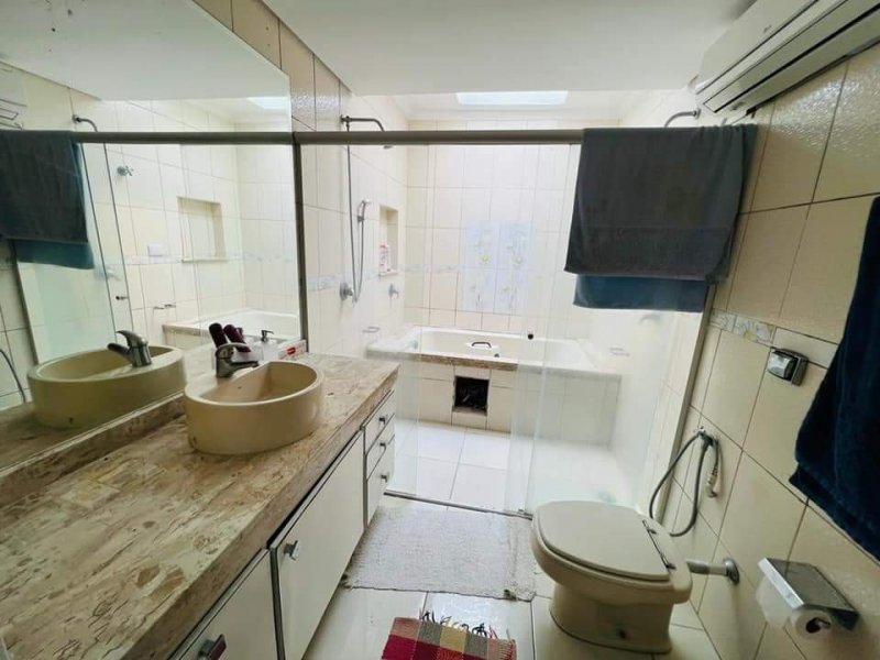 Casa à venda Parque Nova Jandira com 215m² e 3 quartos por R$ 1.000.000 - 166409654-fb-img-1645813469855.jpg