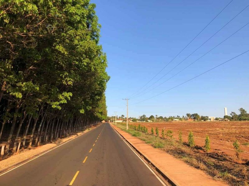 Terreno à venda Centro com 107900m² e 1 quarto por R$ 1.550.000 - 1064610527-2.jpg