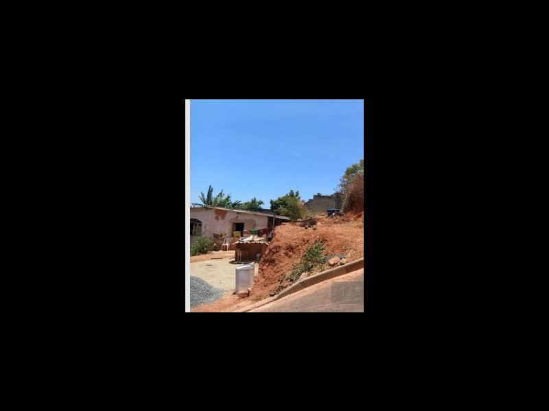Terreno à venda Santa Monica com 150m² e 1 quarto por R$ 50.000 - 227282467-screenshot-20220224-204926.jpg